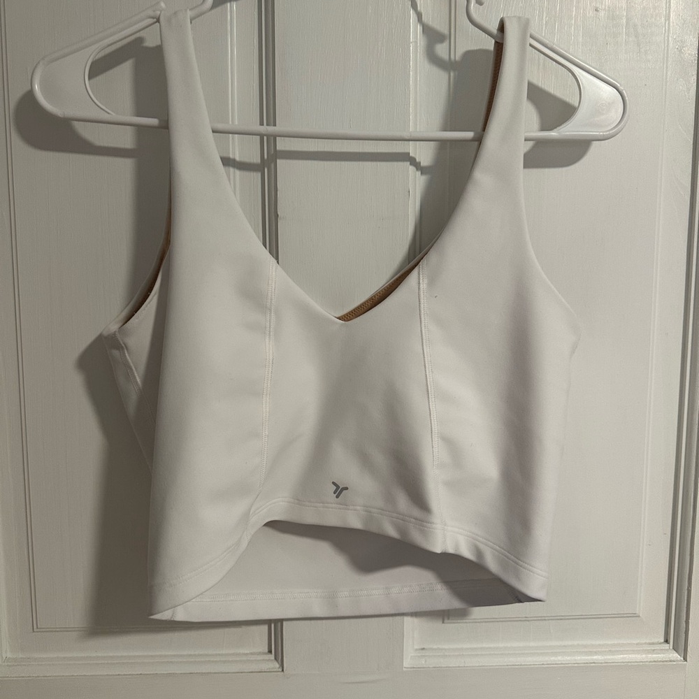 Old Navy White Women's Athletic Tank Top - Picture 2 of 3